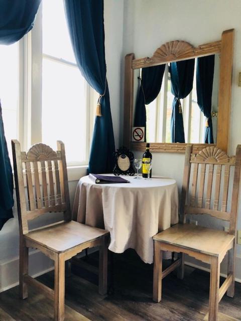 ביסבי Hotel San Ramon מראה חיצוני תמונה