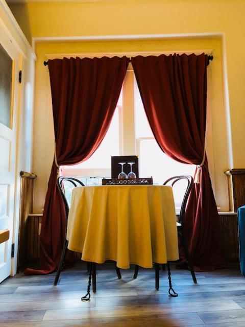 ביסבי Hotel San Ramon מראה חיצוני תמונה