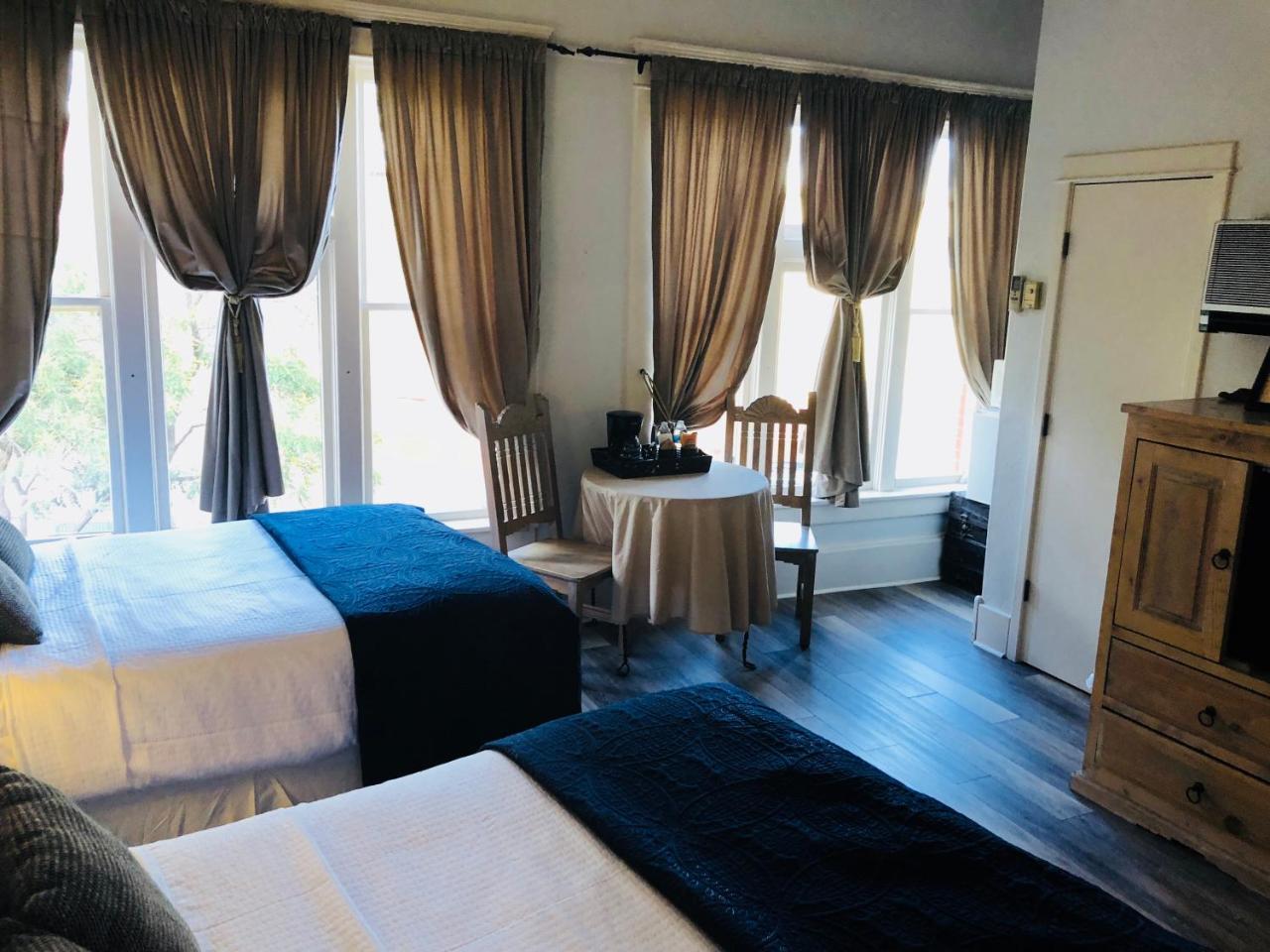 ביסבי Hotel San Ramon מראה חיצוני תמונה